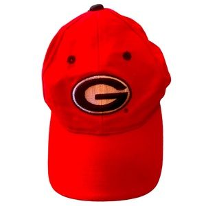 HMI HEADWEAR - GEORGIA BULLDOG Vintage Red Hat- OS